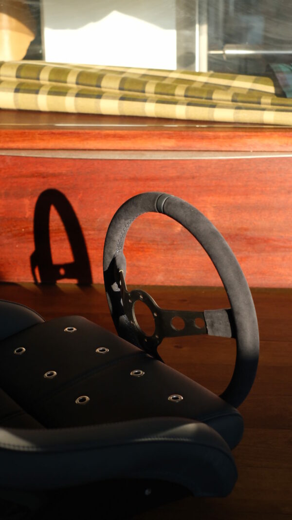 MOMO Model 07 customized - Image 5