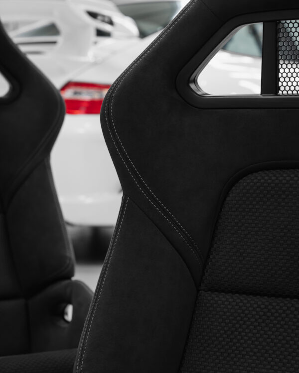 Folding folded Porsche 997 carbon bucket seats insert set