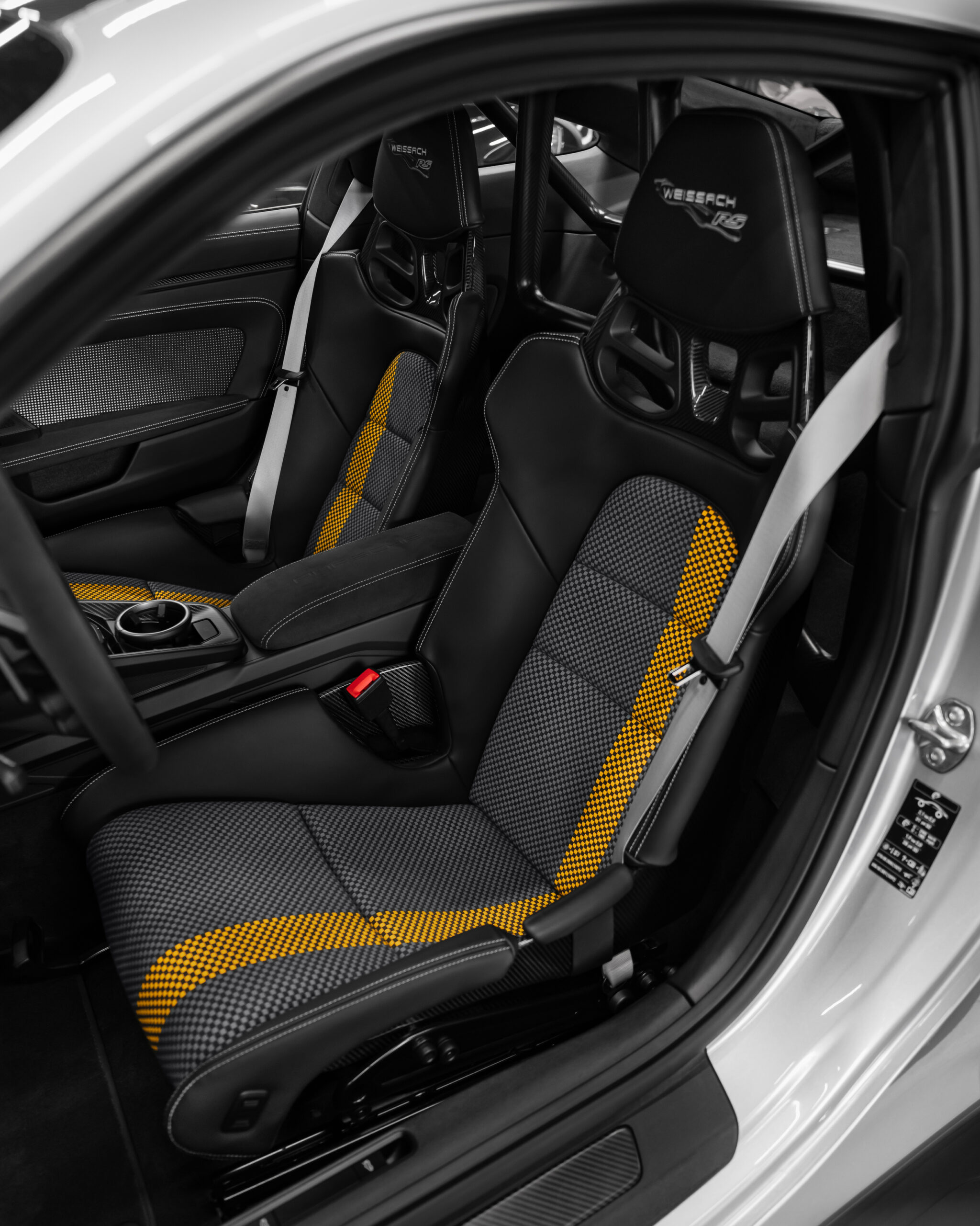 Custom seat inserts LWB 918 carbon buckets – Bild 281