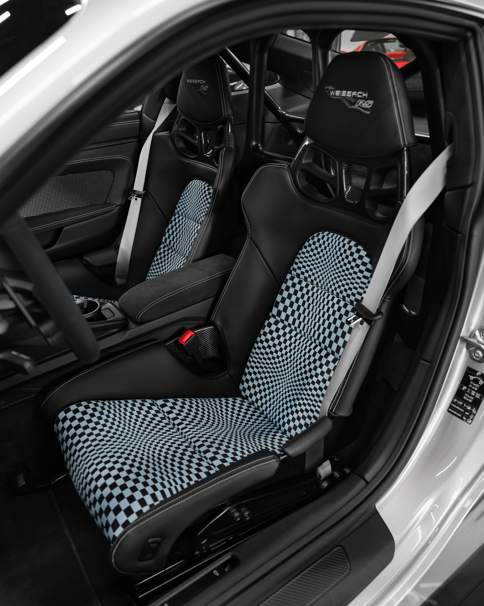 Custom seat inserts LWB 918 carbon buckets – Bild 284