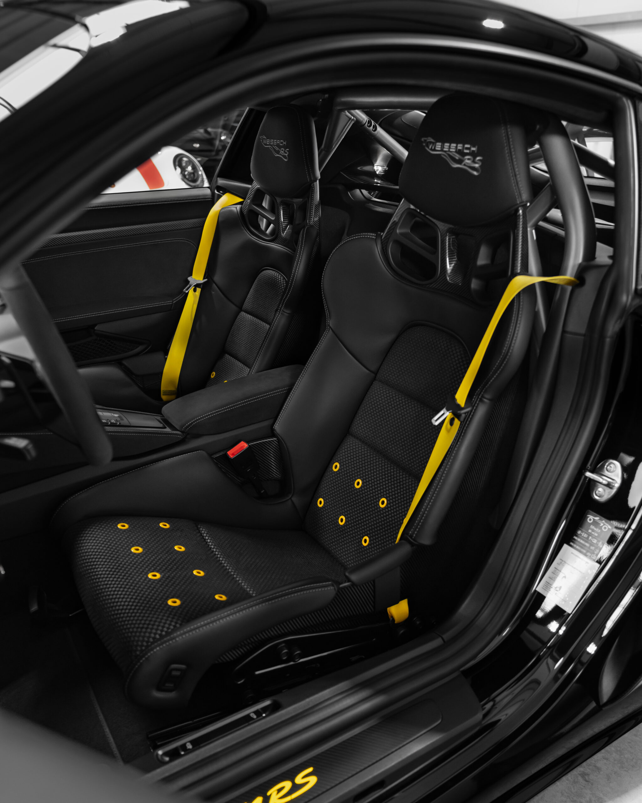Custom seat inserts LWB 918 carbon buckets – Bild 288