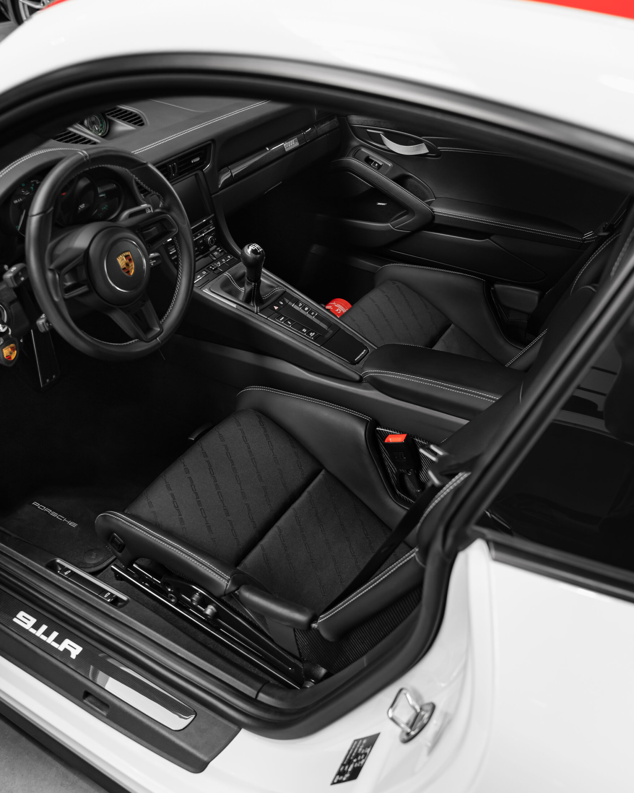 Custom seat inserts LWB 918 carbon buckets – Bild 305
