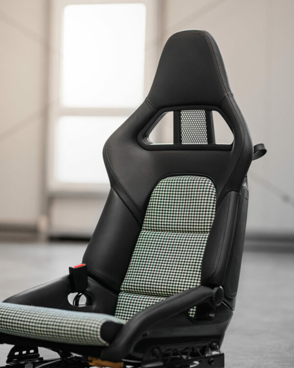 Custom seat inserts folding buckets – Bild 11