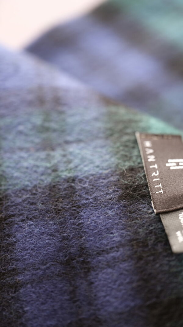Hantritt tartan green & blue wool scarf - Image 5