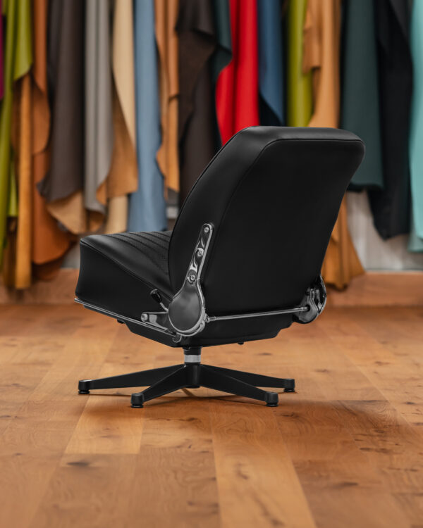 Lounge chair made with Porsche 911 F model early 911
