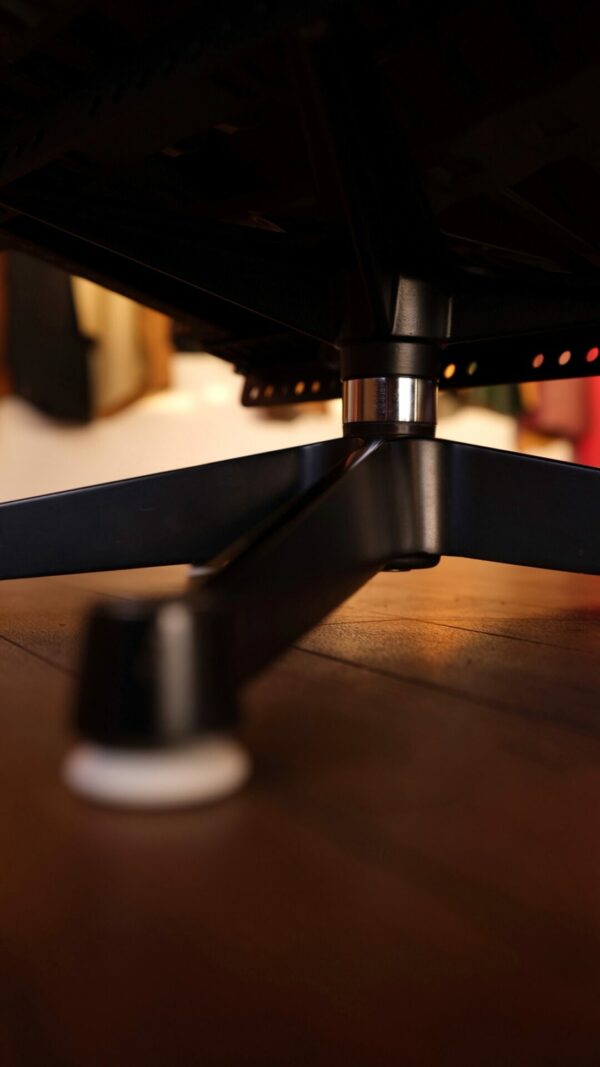 Custom lounge & office chair - Image 6