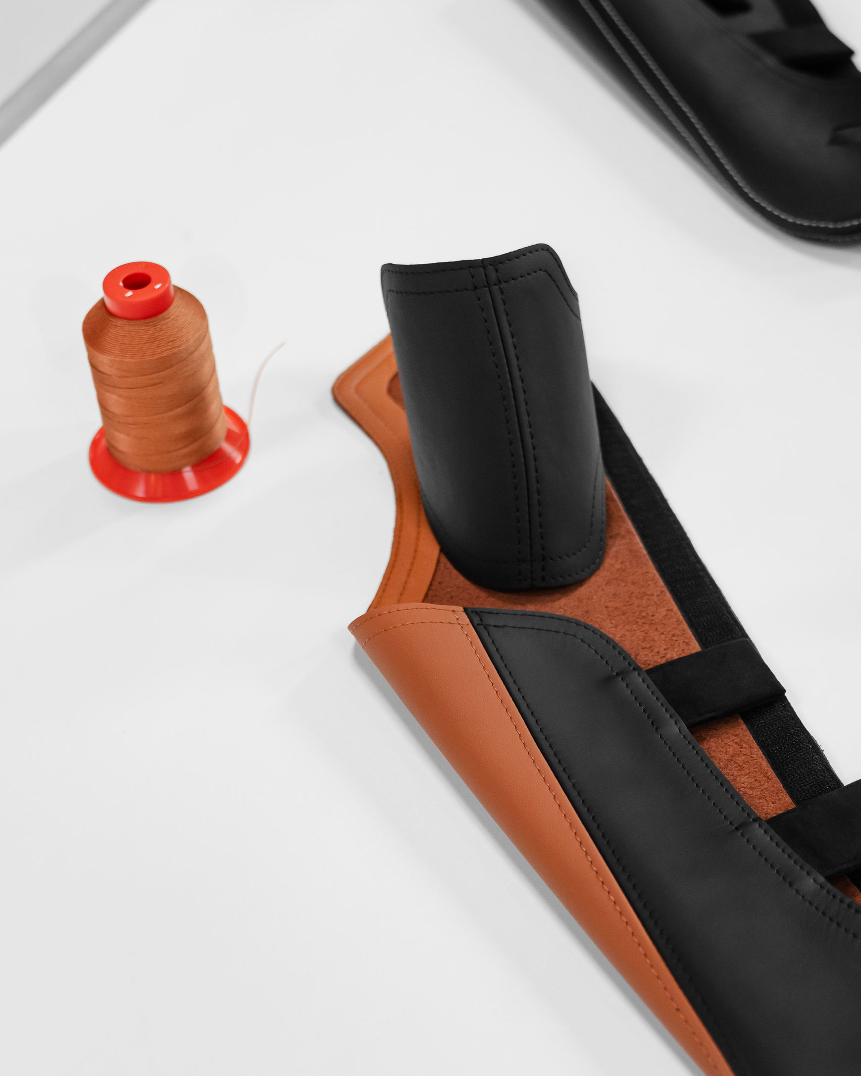 LWB 918 seat bolster protectors – Bild 11