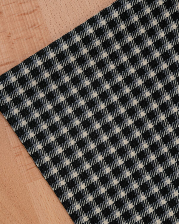 Pepita black, gray and beige for Porsche and Mercedes-Benz models