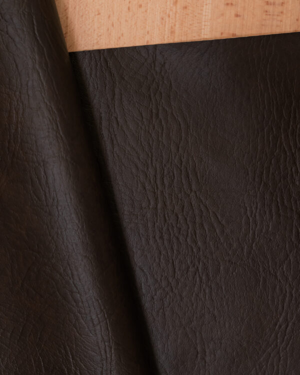 Original brown colored leatherette / Vinyl for your Porsche.