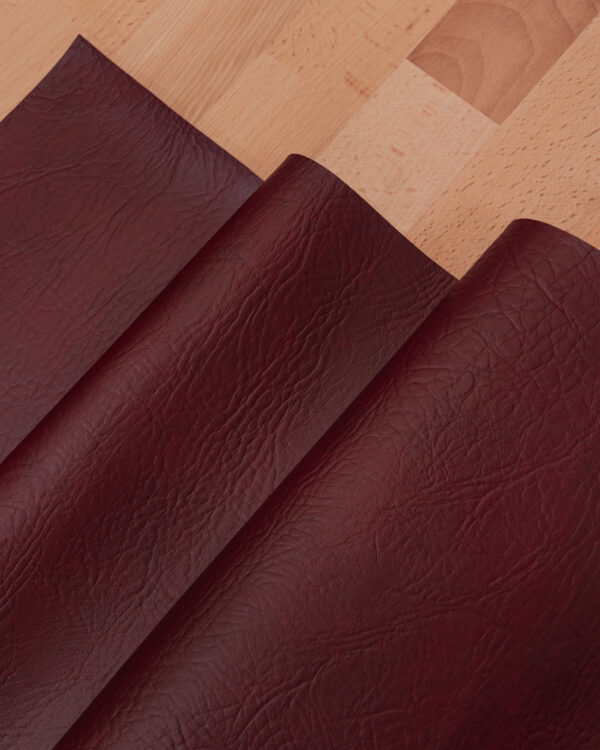 Original red colored leatherette / Vinyl for your Porsche.
