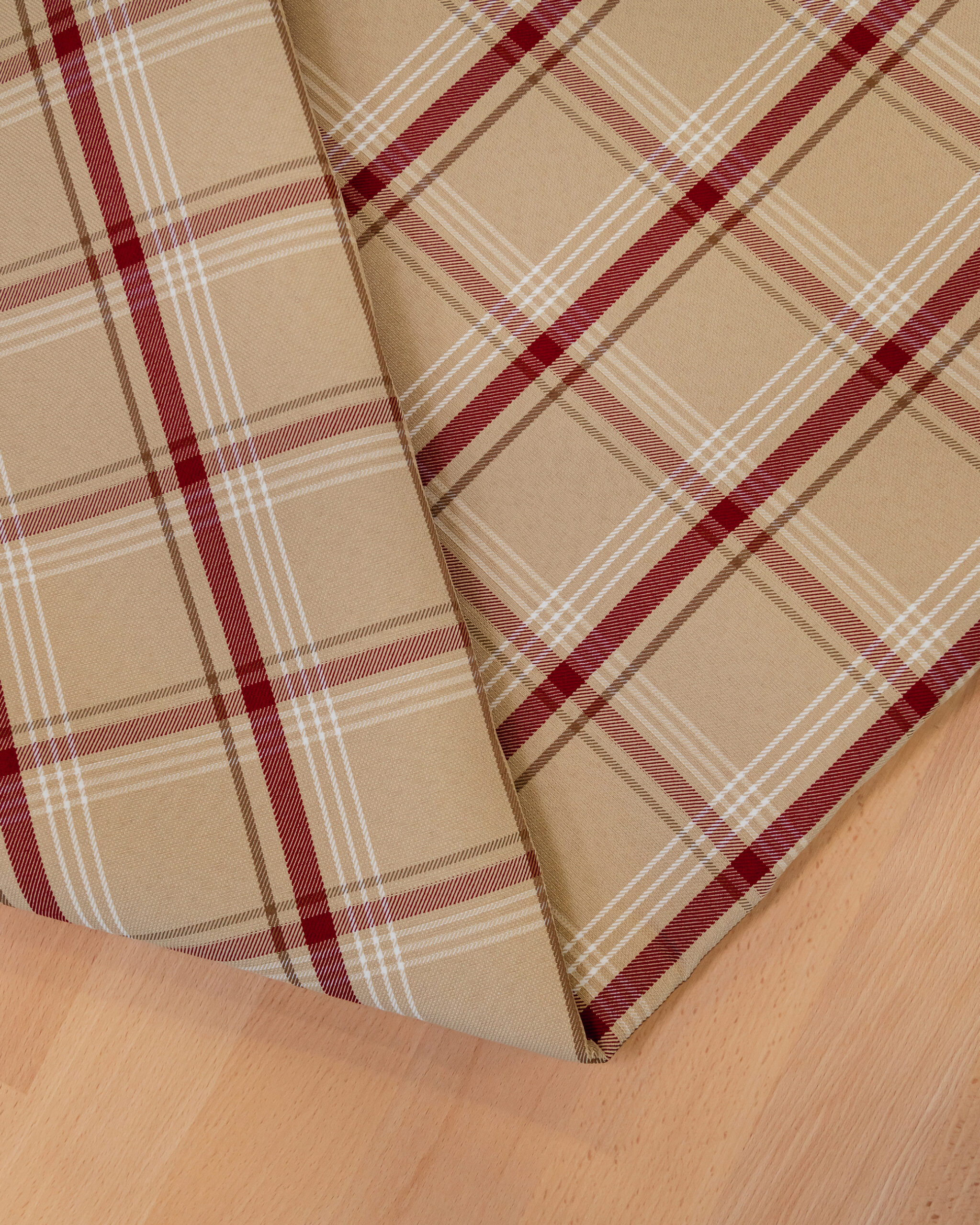 Classic Beige & Red Heritage tartan