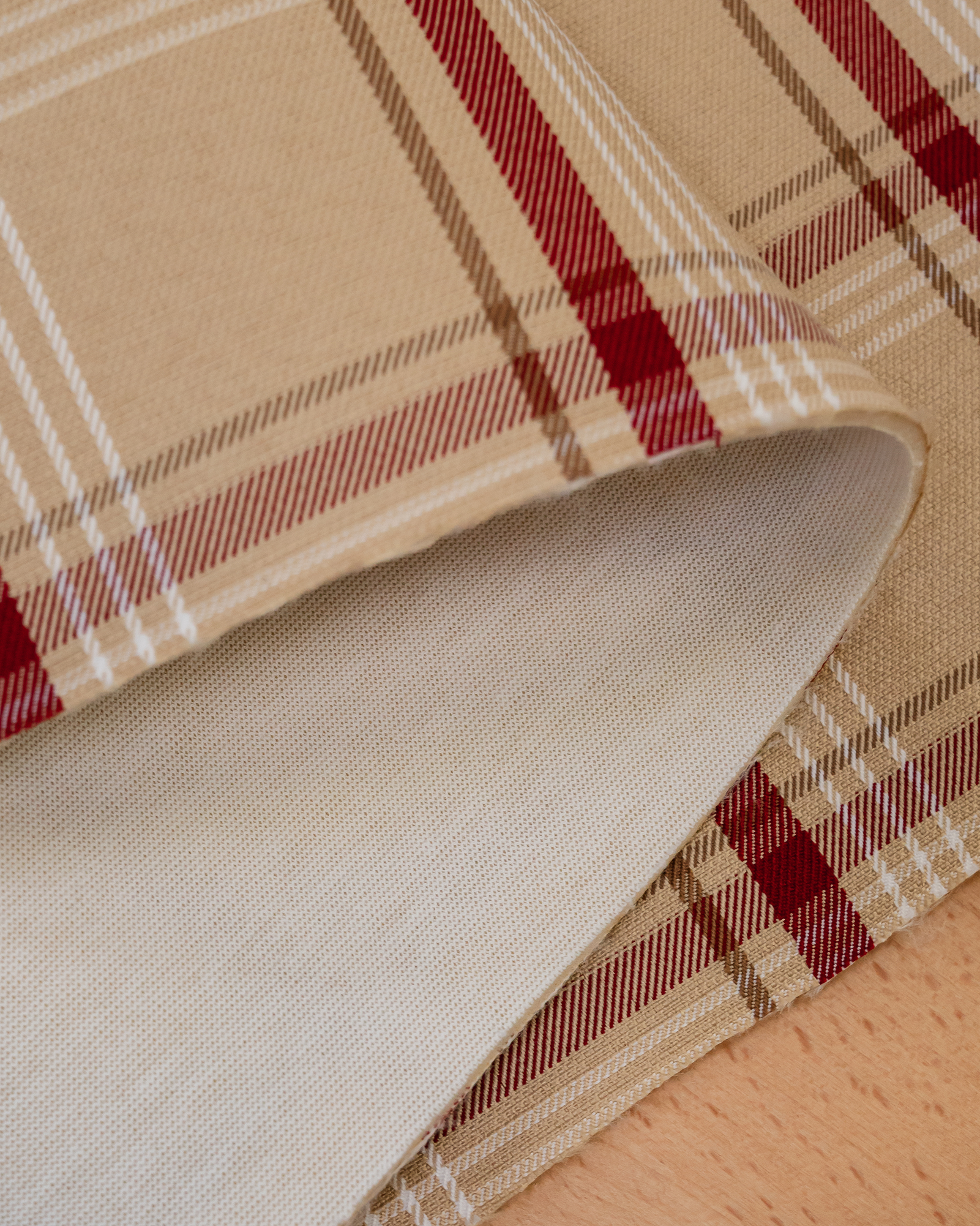 Classic Beige & Red Heritage tartan – Bild 3