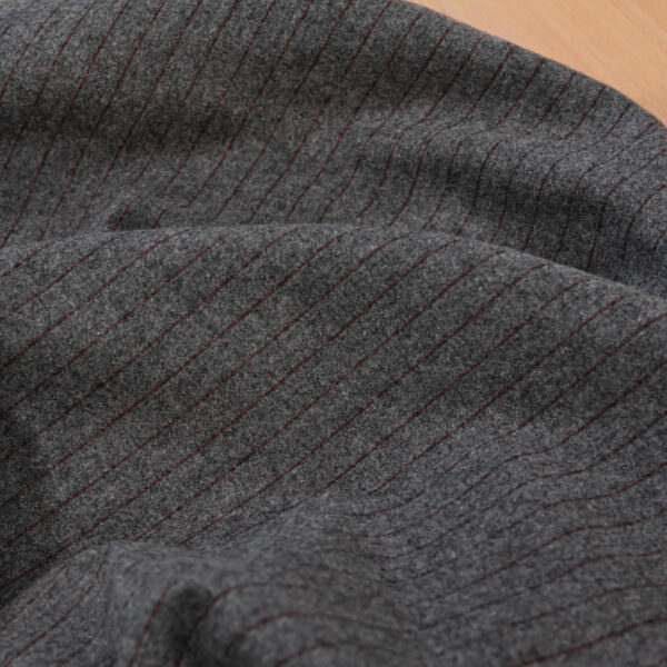 Stripes Flannel grey (red stripes)