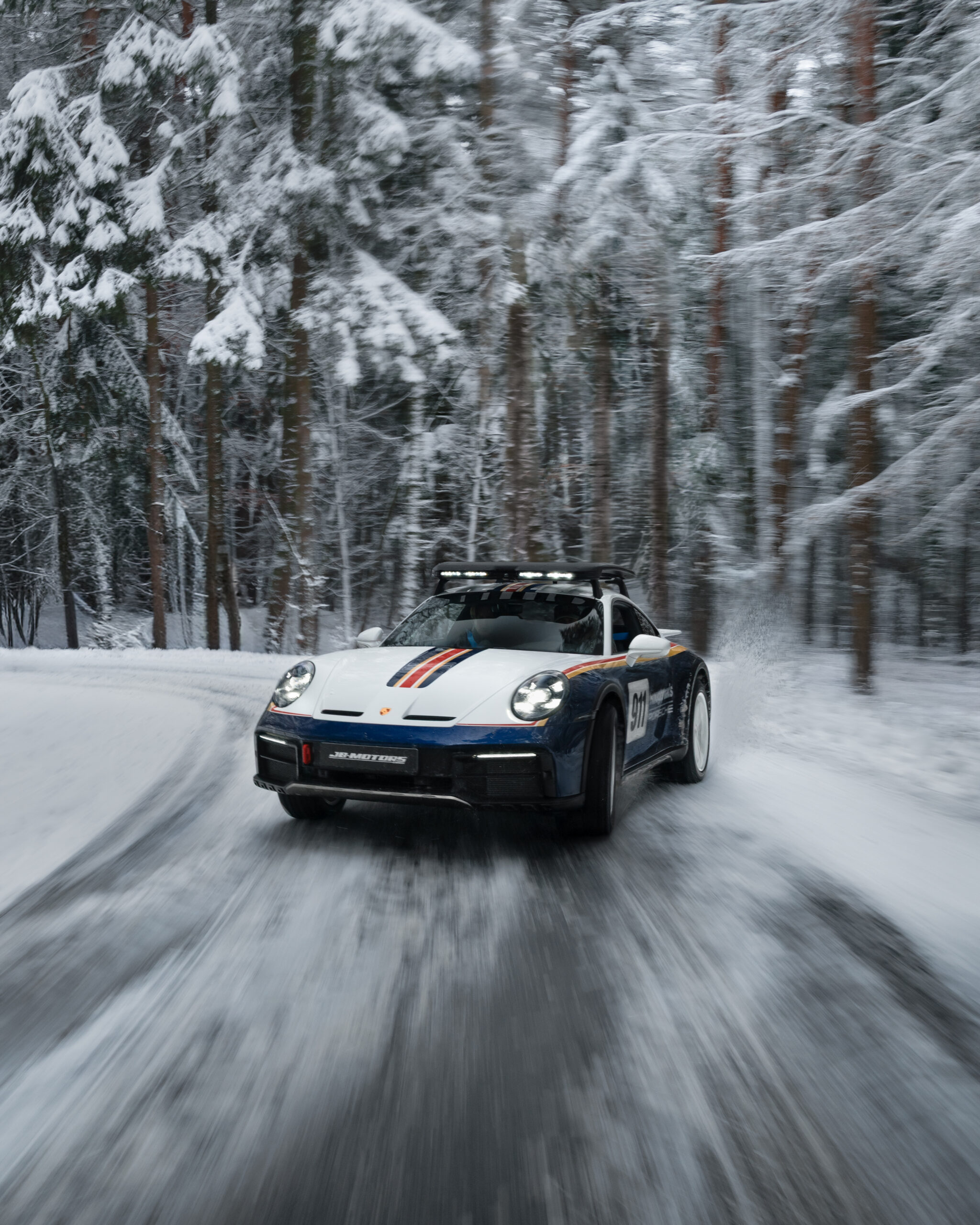 Car shooting - Image 2