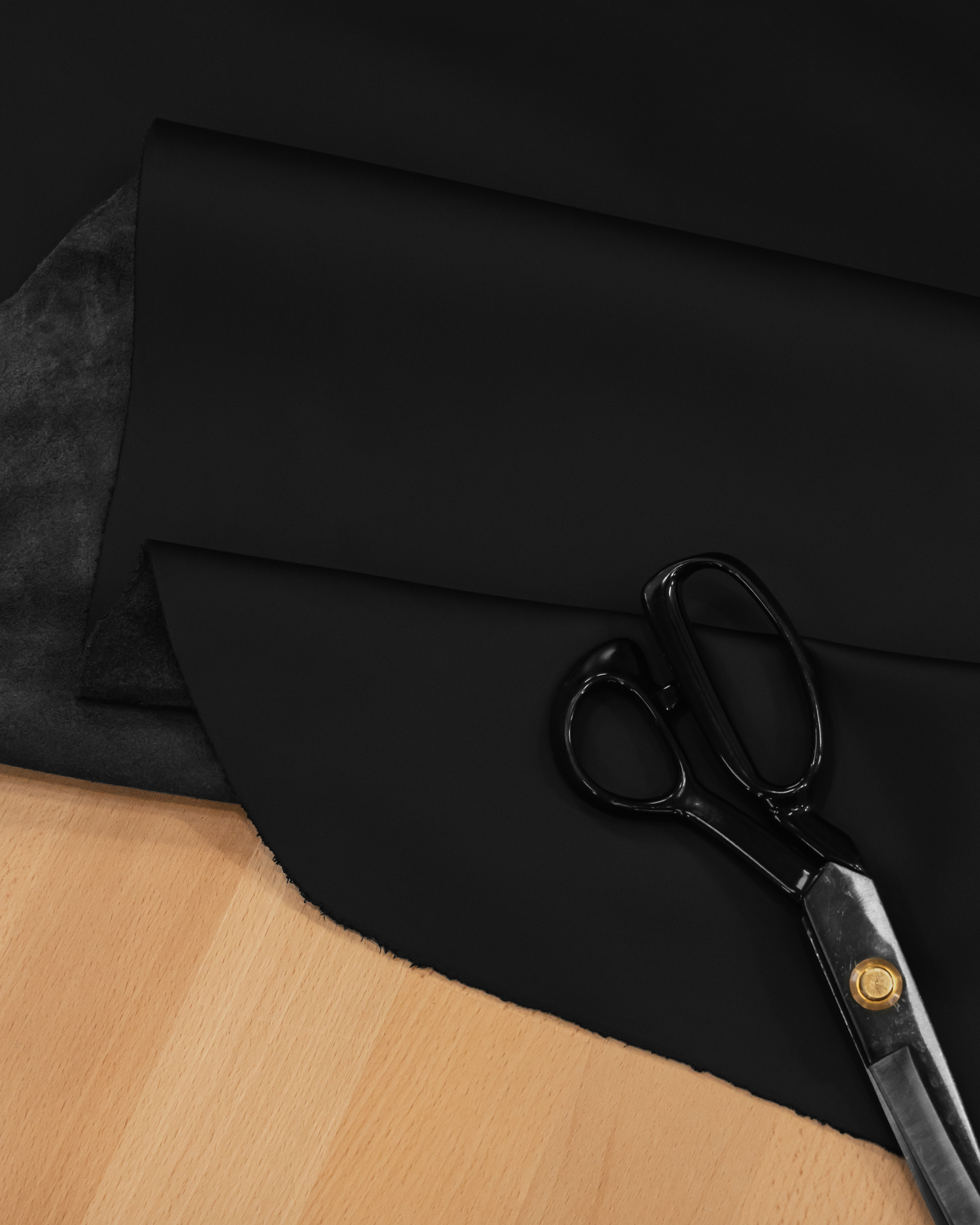 Premium Black Leather on order - Image 3