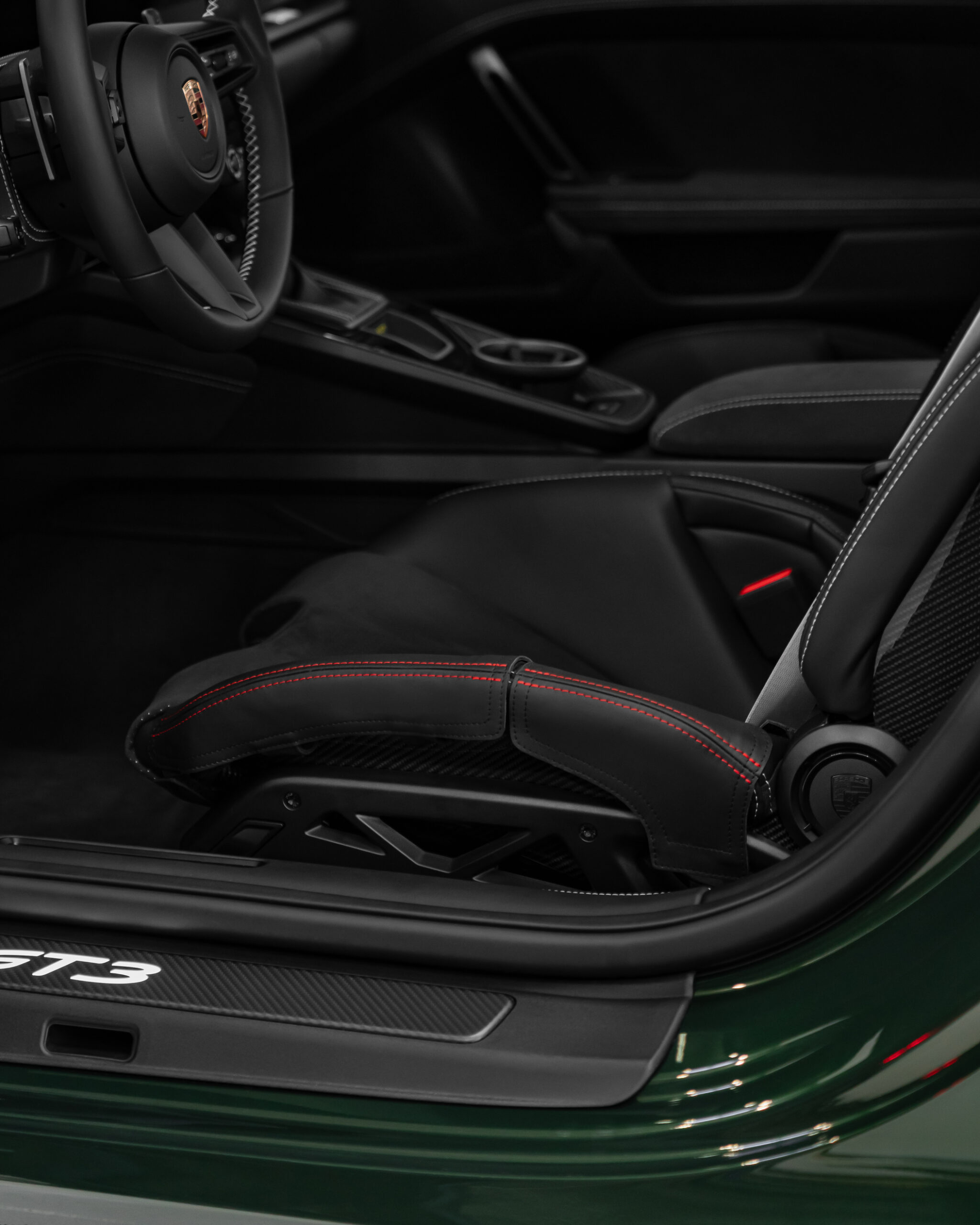 Seat bolster protectors for 992.2 folding bucket seats – Bild 8